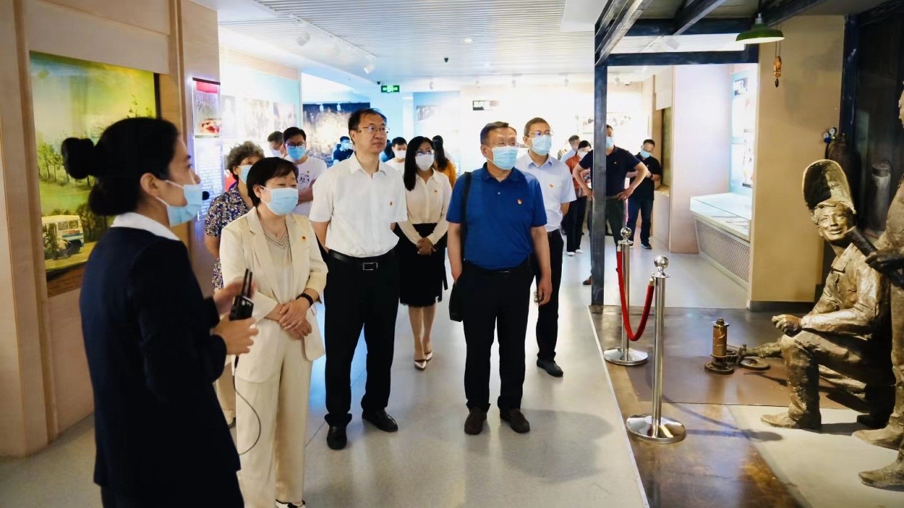 学院开展“党风廉政教育”主题党日活动