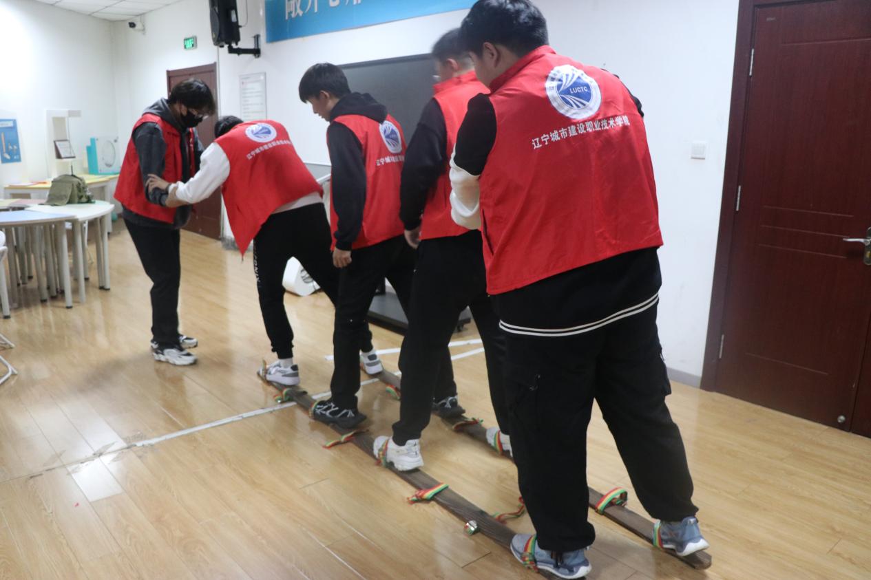 2b03c1e284fd31d6288d6d08c277e32